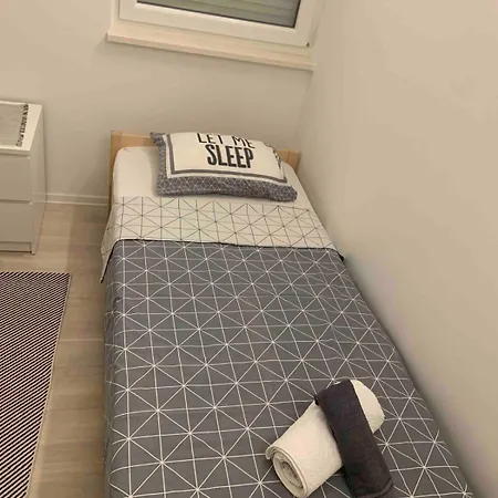 Seaesta Holiday-Luxury Seaview Apartment *
